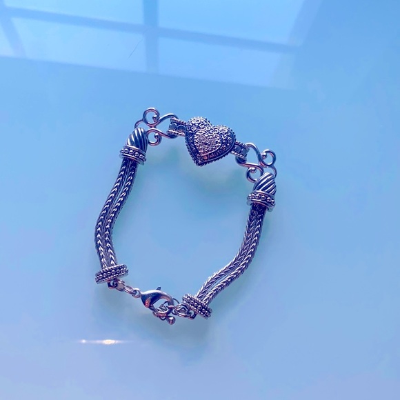 Lia Sophia Heart Bracelet - Picture 1 of 2